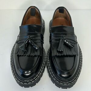 NWOB ASOS DESIGN Loafers in Black Leather with Chunky Sole and Contrast Stitch